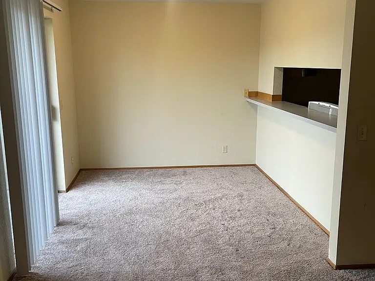 5705 Hendrickson Ave — Photo 17