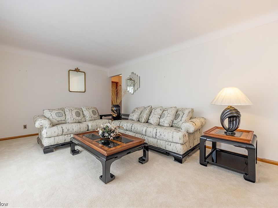 1250 Lander Rd, Mayfield Heights, OH 44124 Zillow