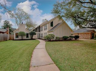 16418 Longvale Dr, Houston, TX 77059