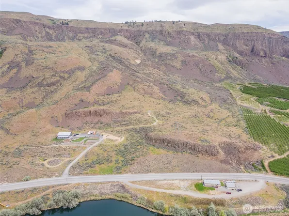 7004 Battermann Road, Rock Island, WA 98850
