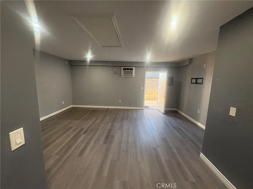 Studio, 440 sqft, $1,500 — Photo 2