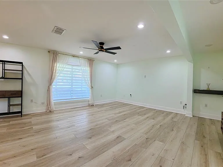 16948 Corner Hill Ct — Photo 7