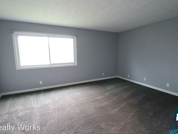 3rd image of 526 S 25th St #3
