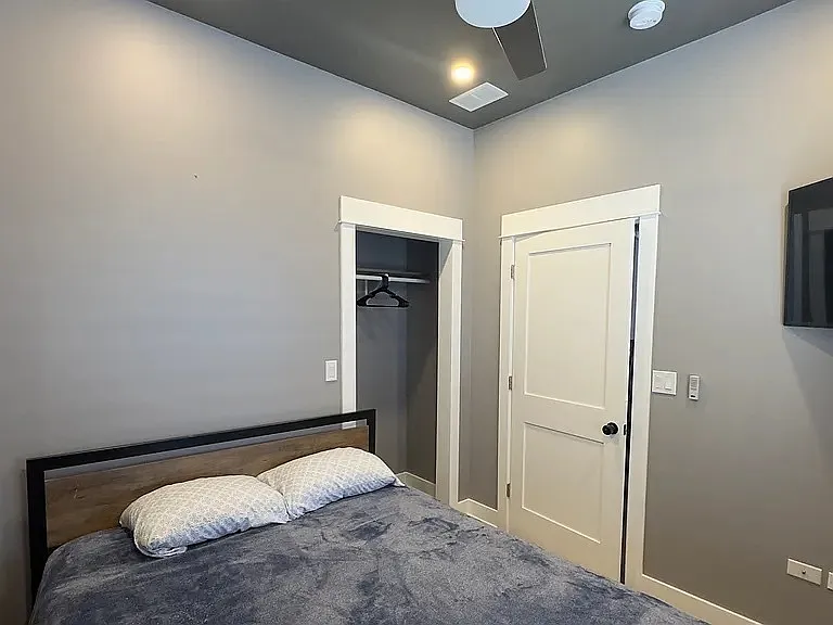 1663 S Troy St #2 — Photo 10
