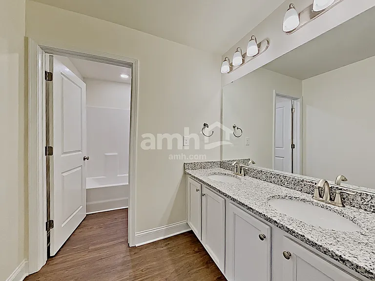 112 Samara Ln — Photo 13