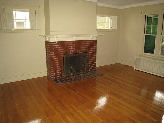5th image of 935 W Boulevard # Second Floor