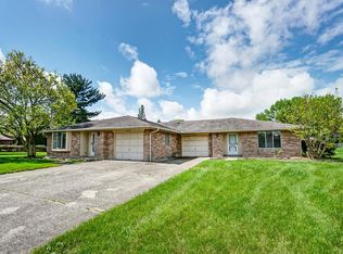 5111 Foxmoor Cir, Centerville, OH 45429