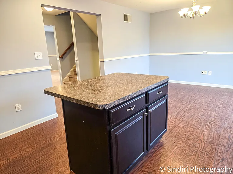 6419 Creekbend Dr — Photo 29