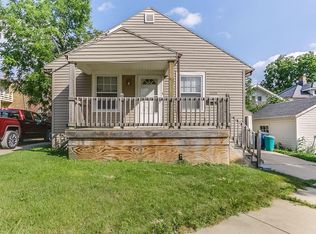 2029 Grange Ave, Racine, WI 53403
