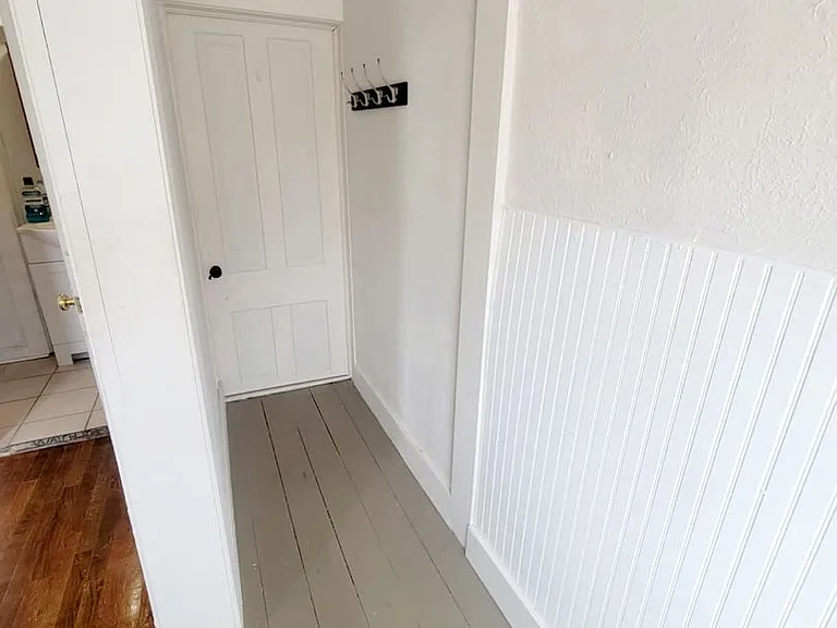 327 3rd Ave — Photo 24
