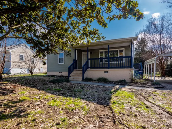 2 Polk Cir, Fort Oglethorpe, GA 30742