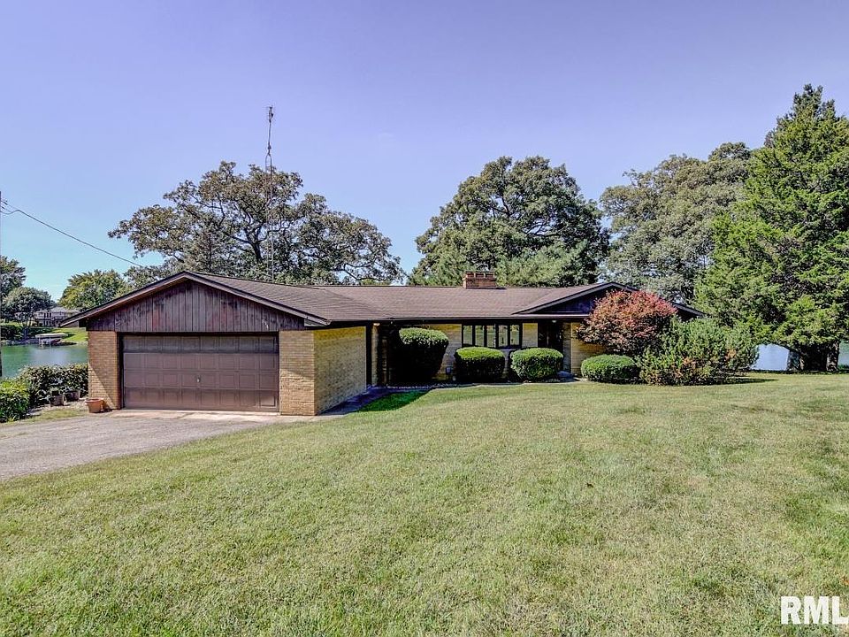 814 Poplar Loop, Petersburg, IL 62675 Zillow
