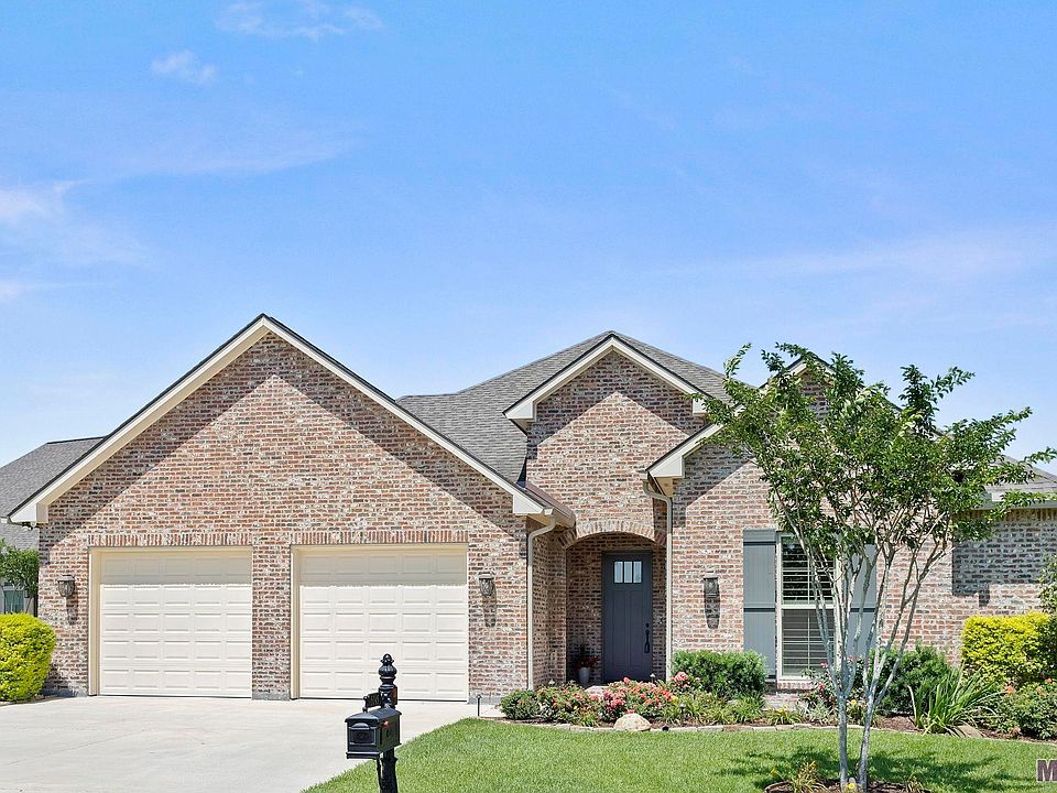 1st image of 5145 Courtyard Dr