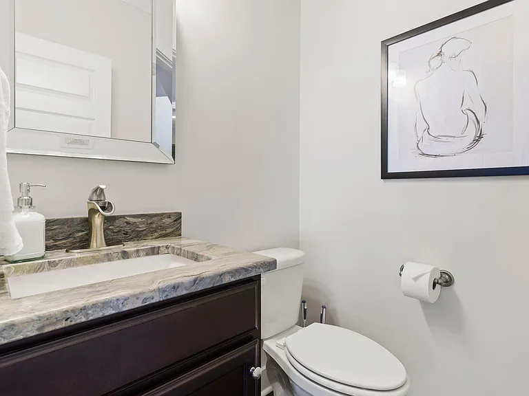 105B McCall St — Photo 42