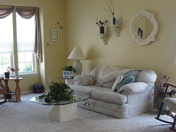 3rd image of 10162 E Avondale Cir