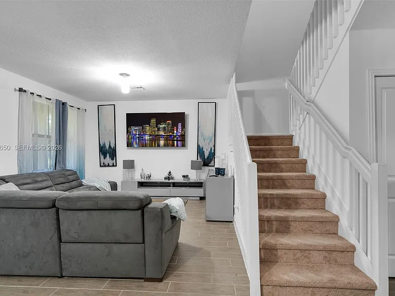 5113 NW 52nd St — Photo 16