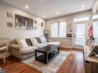 2323 E Thompson St, Philadelphia, PA, 19125