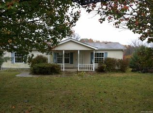 11464 S Priddy Dr, Pekin, IN 47165