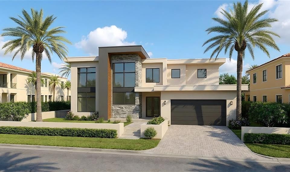 1st image of 705 W AMELIA AVENUE