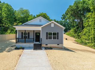 2429 10th Ave SW, Hickory, NC 28602