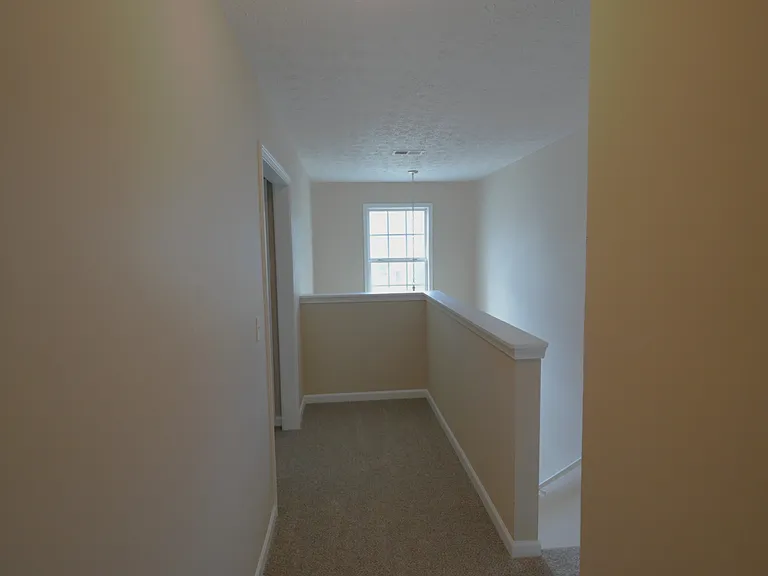 138 Alton Cir — Photo 17