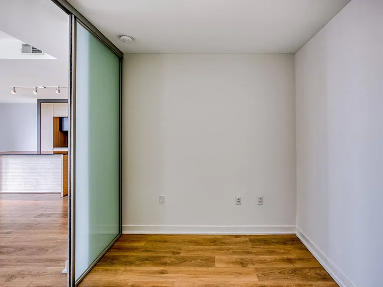 A convenient den space