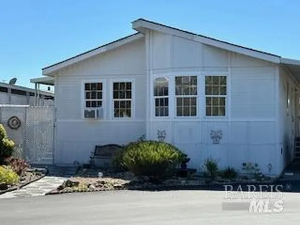 8115 Circle Drive, Windsor, CA 95492