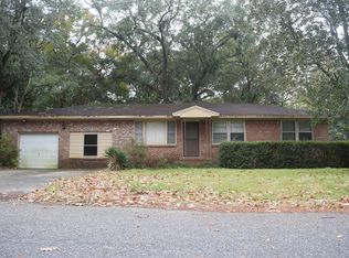 104 Edmund Rd, Goose Creek, SC 29445