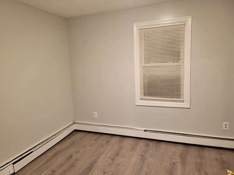 669 Chalkstone Ave — Photo 14