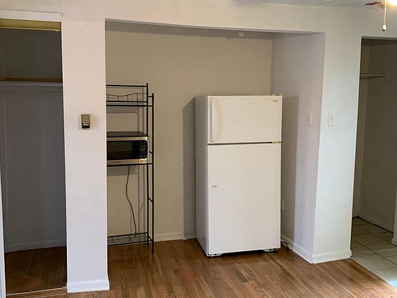 3rd image of 838 Federal St Floor 3