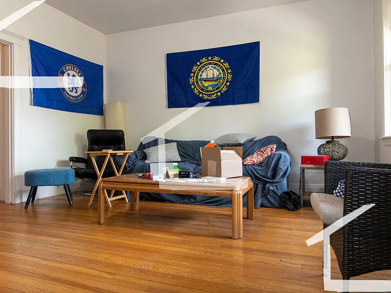 35 Mount Hood Rd #6 — Photo 4