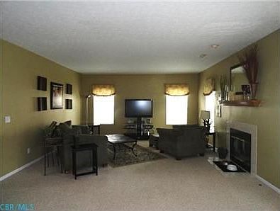 3rd image of 8846 Amaranth Ct