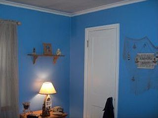 5th image of 570 E Academy St