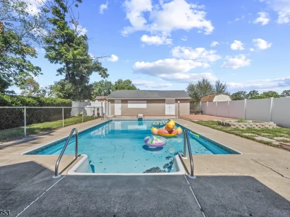 25 Randolph St, Lincoln Park Boro, NJ 07035