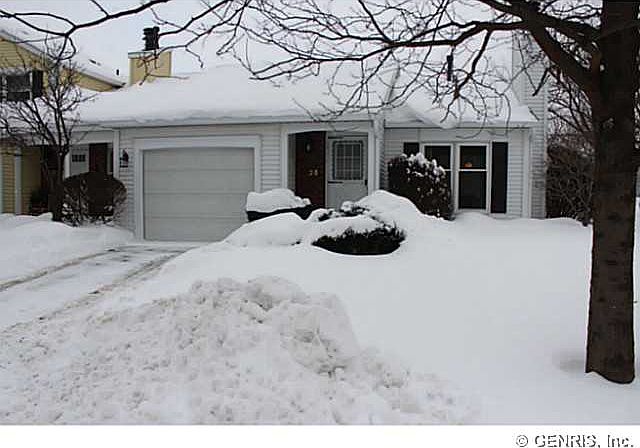 1st image of 28 Ashwood Ln