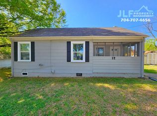 12 Woodsdale Pl SE, Concord, NC 28025