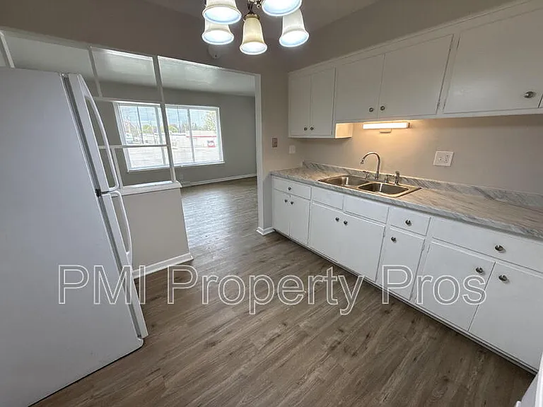 7701 W Hampton Ave #2 — Photo 6