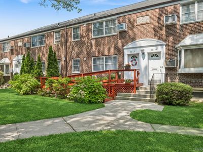 60-31 251st Street #2-814, Little Neck, NY, 11362