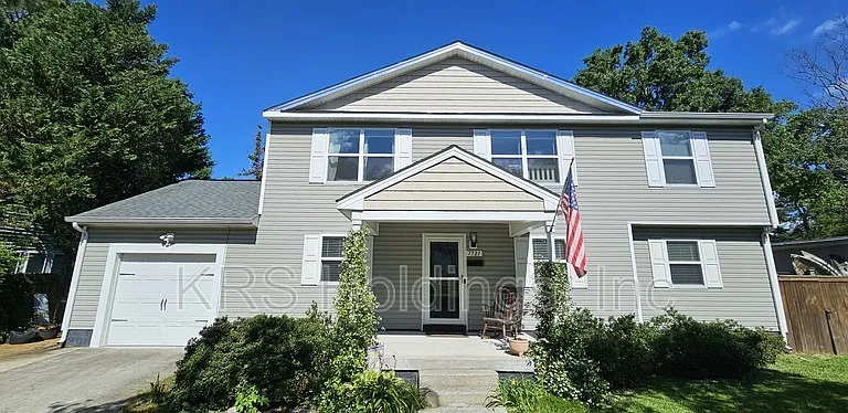 7721 Cortlandt Pl — Photo 3