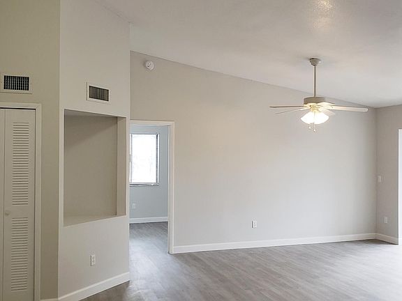 2nd image of 2388 Oak Park Way