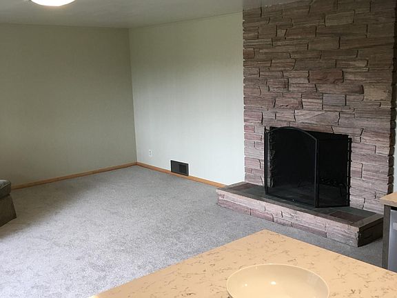 Kitchen to living room