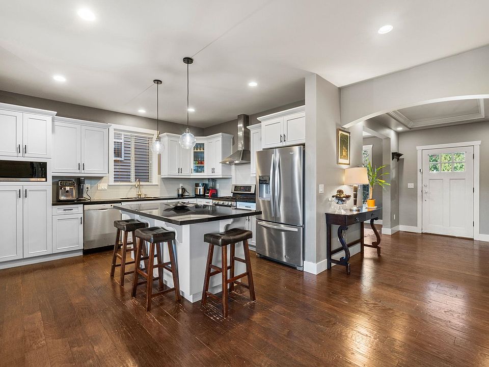 1st image of 1386 Coast Meridian Rd