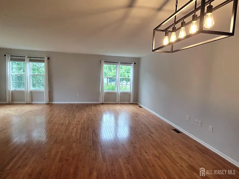 6 Chimney Ct — Photo 13