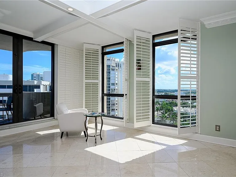 4001 Gulf Shore Blvd N #Penthouse 8 — Photo 8