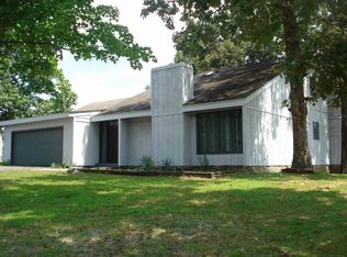 33 Hook Ln, Benton, KY 42025