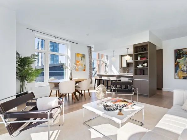 100 Lovejoy Wharf #Penthouse 1b, Boston, MA 02114