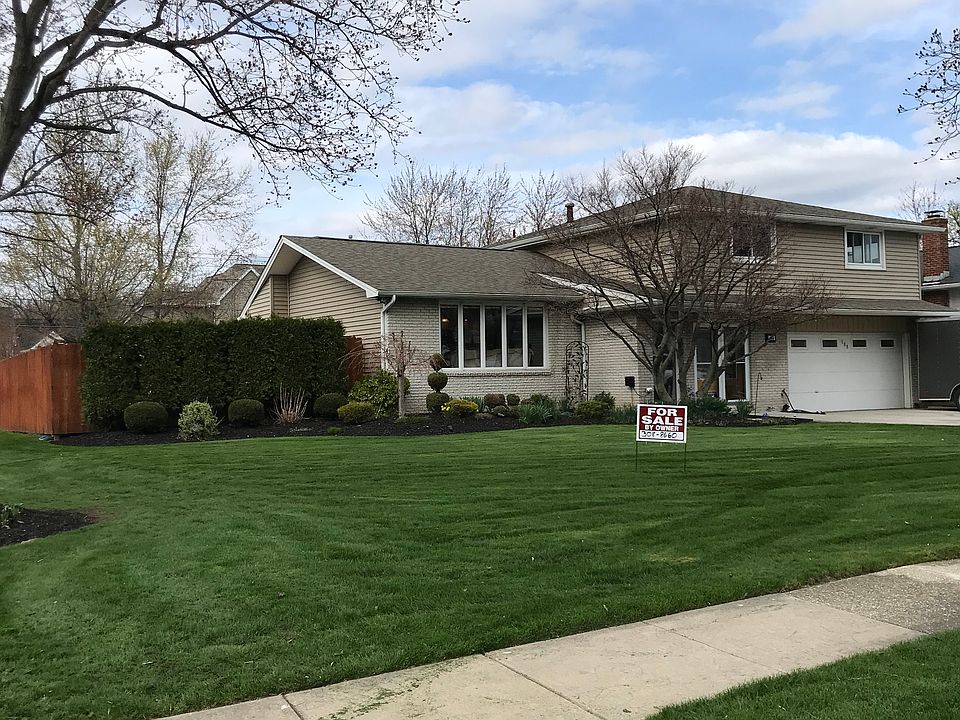 1st image of 108 Robin Hill Dr