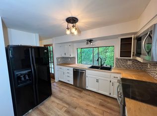 11585 SW Settler Way, Beaverton, OR 97008