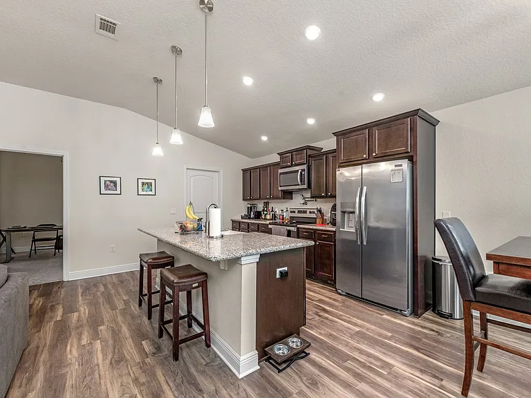 5101 Peach Dr — Photo 7