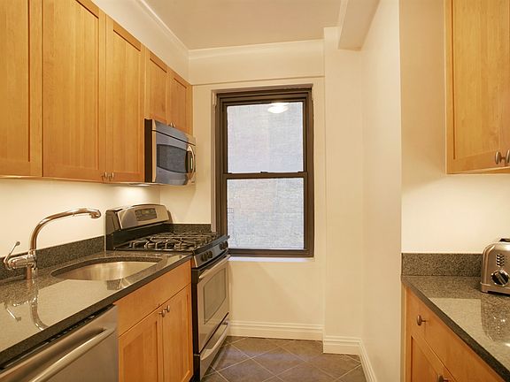 4th image of 177 E 77th St APT 3D